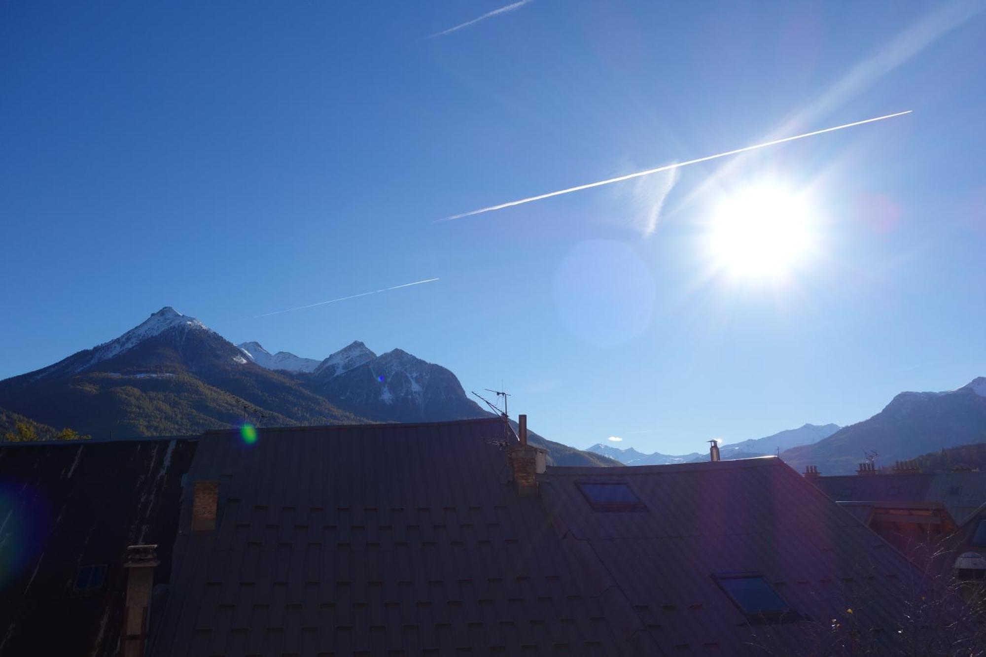 Chez Petit Louis- Appart Centre Ville Jusqu'A 6 Personnes Briancon  Ngoại thất bức ảnh